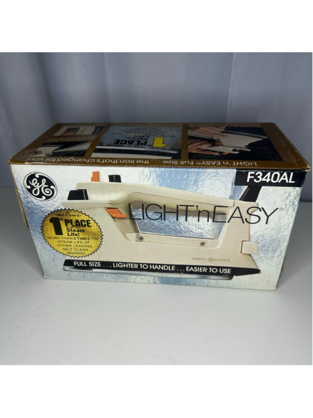 New in Box Vintage General Electric Light 'n Easy F340AL Steam Iron